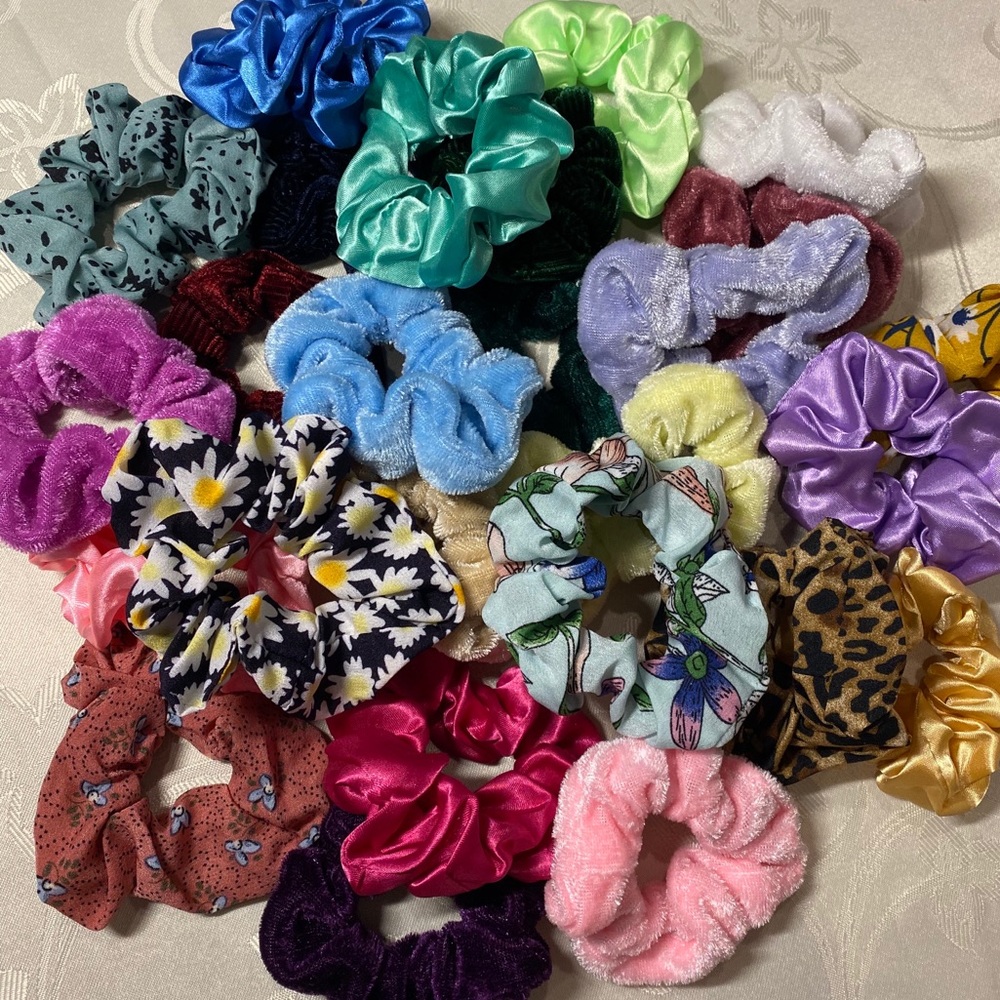 NWOT Assorted Scrunchies Bundle 10 Piece
